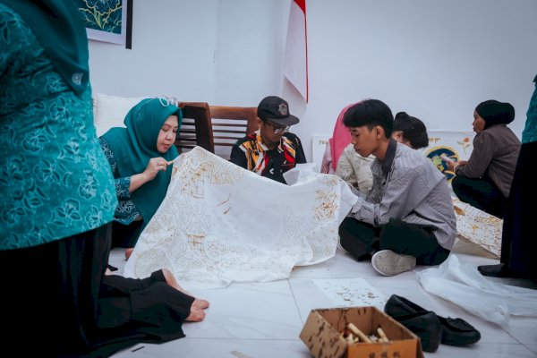 Angkat Potensi Budaya, TP PKK Makassar Bekali Peserta Keterampilan Desain dan Membatik