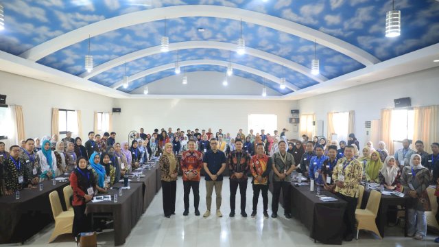 Buka Bimtek, Sekda Makassar: Keprotokolan Berperan Penting Jaga Citra Pimpinan