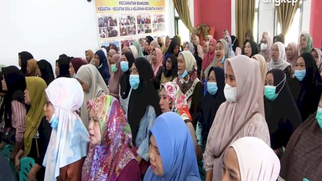 PKH Pangkep Dievaluasi, 100 Keluarga Penerima Bantuan Jalani Cek Kesehatan Gratis