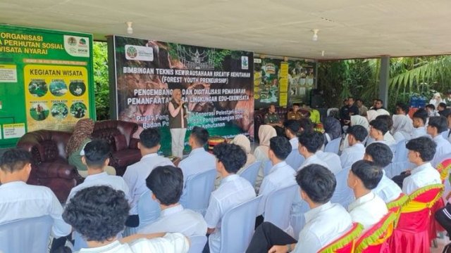 Kemenhut Dorong Generasi Muda Kembangkan Wisata Edukasi Berbasis Hutan di Sumatera Barat