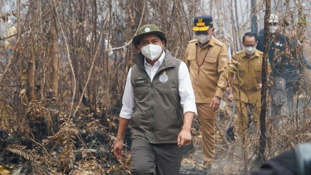 Menteri Kehutanan Raja Juli Antoni mengawal pengendalian Karhutla di Taman Nasional Sebangau, Kalimantan Tengah. 