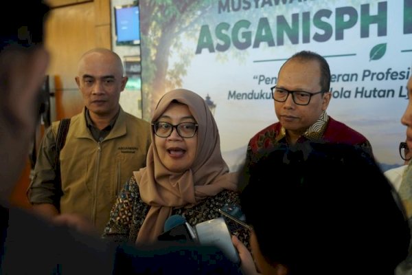 Kukuhkan Dewan Pengurus ASGANISPH Nasional, Dirjen PHL Kemenhut Ingatkan Integritas Menjadi Kunci Hutan Lestari