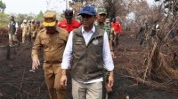 Menhut Raja Juli Minta Penanganan Karhutla di Kalsel Tak Kendur