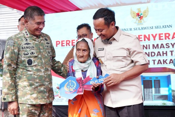 Gubernur Sulsel Andi Sudirman Hadirkan Harapan Baru bagi 40 Keluarga di Takalar